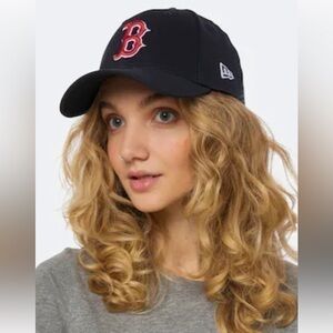 🔥⚾️ BOSTON RED SOX New Era 59Fifty Adjustable  Hat-Hook & Loop back- Like New